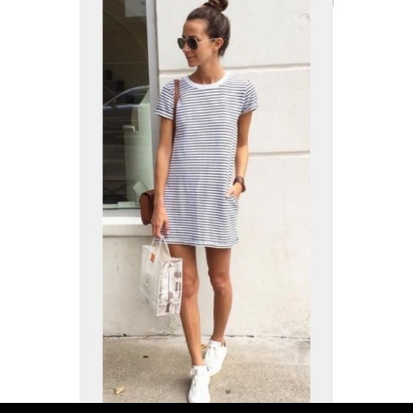 DO YOU HAVE A MINI DRESS IN STRIPES? - Picture 4 of 6